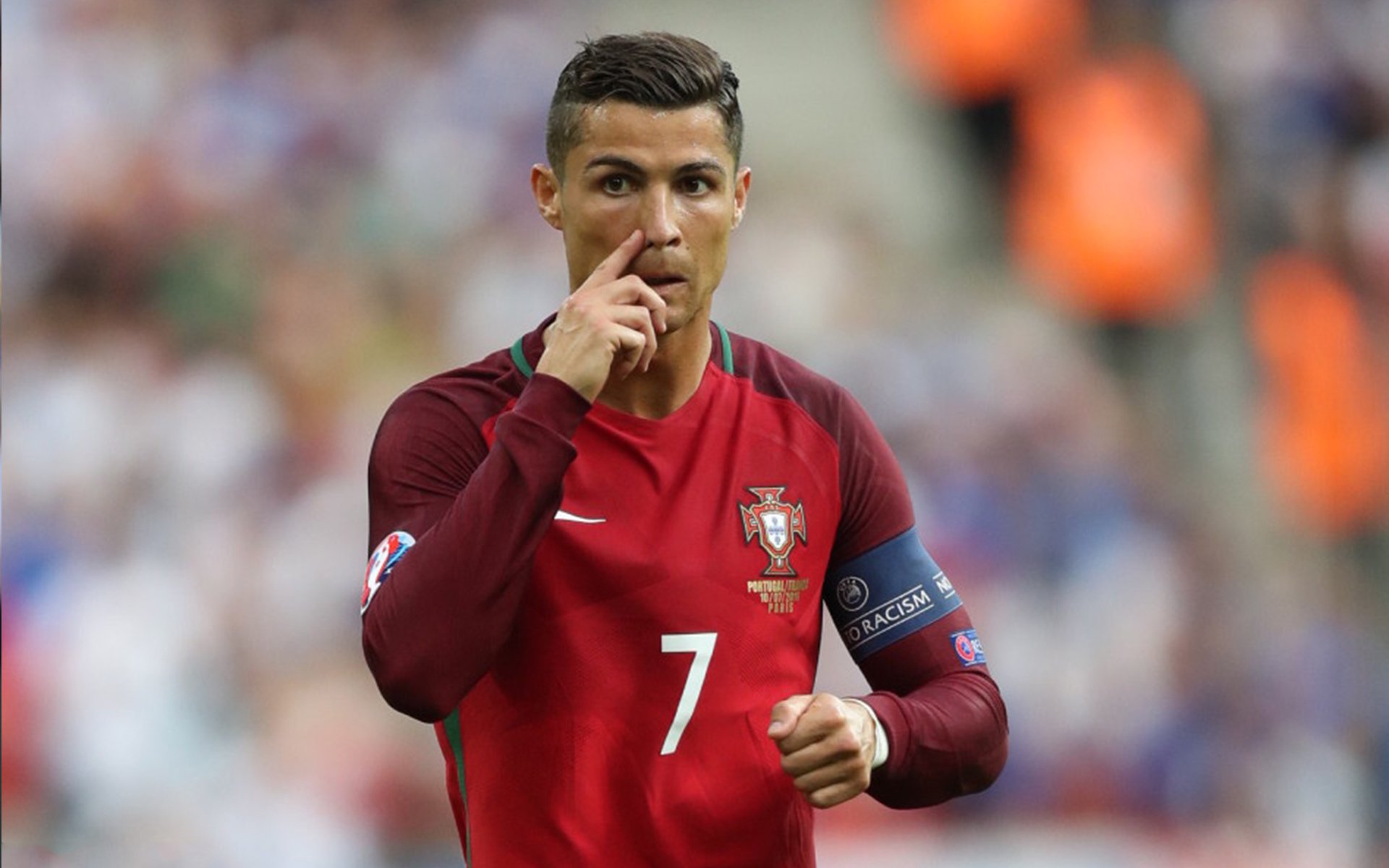 巴萨3-3与布鲁日战平，防守问题暴露无遗，出线形势不明，巴萨3比2